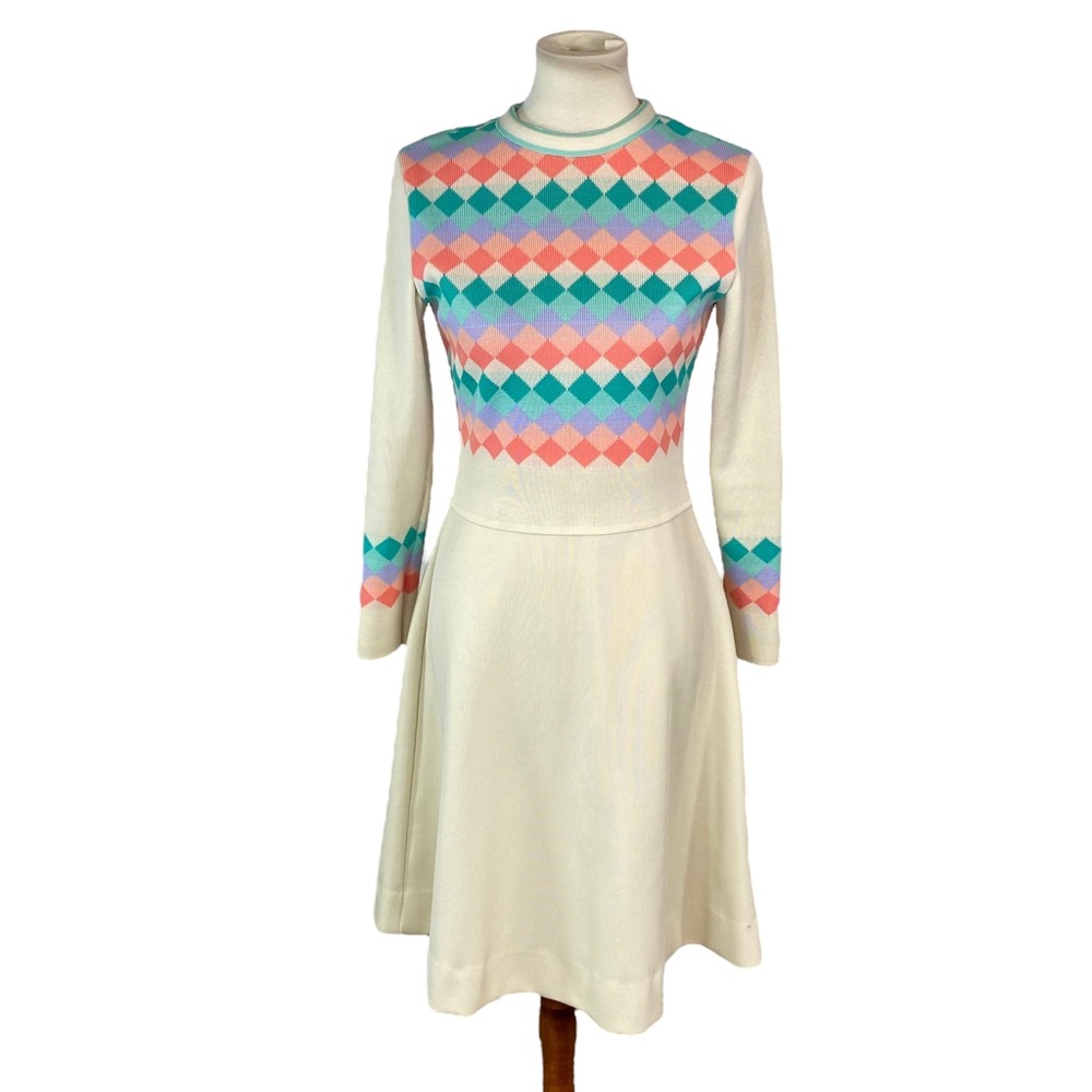 VINTAGE Bleeker Street long sleeve diamond shaped pattern dress size 12